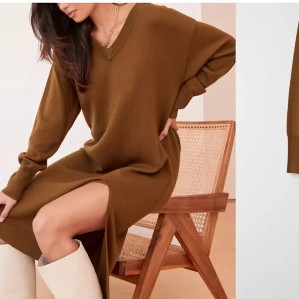 Aritzia Wilfred Cyprie 100% Merino Wool Foxfire Brown Slit Sweater Dress Small